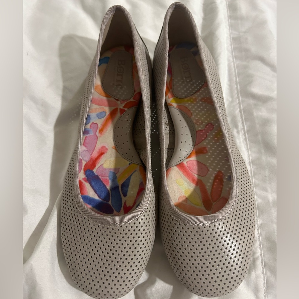 Born shoes women’s size 8 flats - Picture 3 of 9